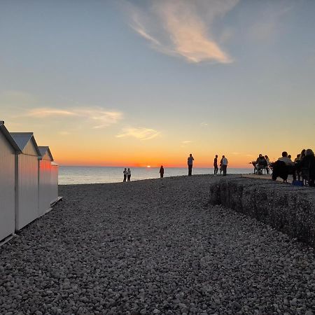 Charmante Villa Plein Sud 50M De La Plage - Balcon Vue Laterale Sur Mer - Equipee De La Fibre, Wifi, Internet Mers-les-Bains Exteriér fotografie